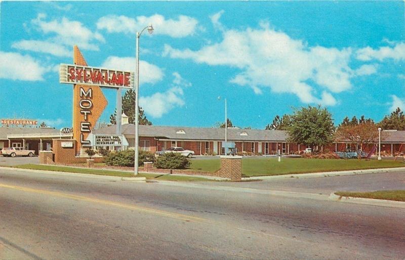 Sylvania Georgia~Syl-Va-Lane Motel & Restaurant~Neon Sign~1950s Cars~Postcard 