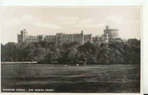 Berkshire Postcard - Windsor Castle - The North Front - Real Photo - Ref TZ10050