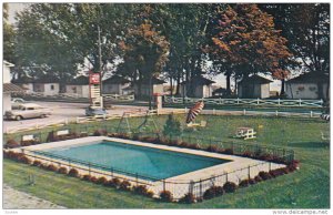 Swimming Pool , Villa D'Autray Motel & Cabins , BERTHIERVILLE , Quebec , Cana...