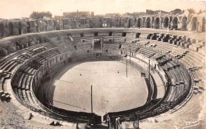 BR28946 Arles Interieur des Arenes Romaines france