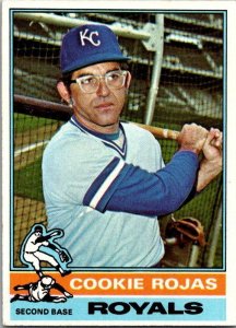 1976 Topps Baseball Card Cookie Rojas Kansas City Royals sk13583