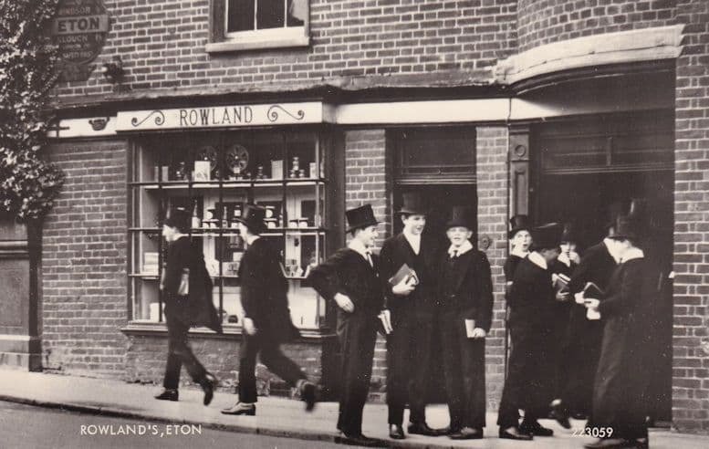 Eton Rowlands College Ministry Of Silly Walks Berkshire Postcard
