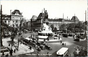 postcard rppc Paris France - Place de la Republique - Republic Square old cars