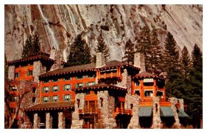 Postcard HOTEL SCENE Yosemite National Park California CA AS9584