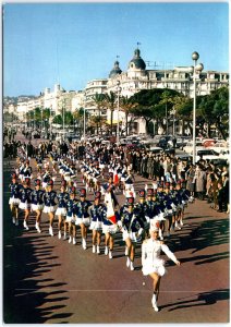 VINTAGE POSTCARD CONTINENTAL SIZE BATTLE OF THE FLOWERS CARNIVAL NICE FRANCE (E)