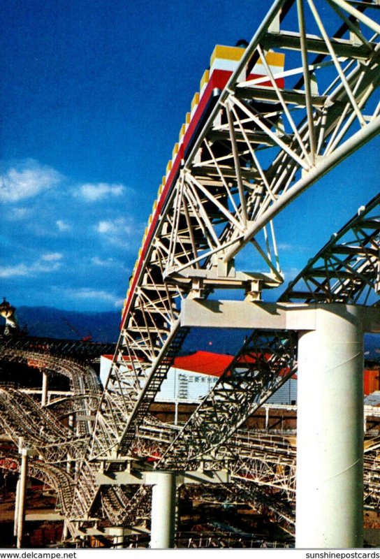 Japan Tokyo Expo '70 Ammusement Area Daidarasaurus Roller Coaster