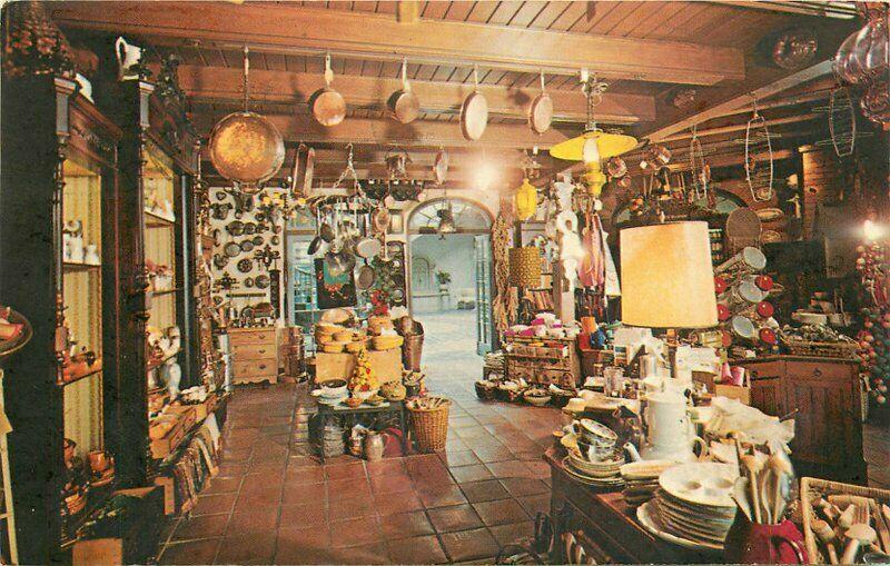 Amusement Anaheim California Disneyland Postcard Le Gourmet interior 1491