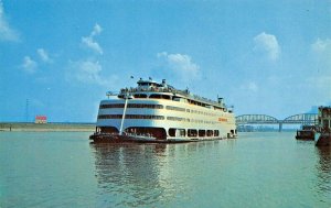 ST LOUIS MO MISSOURI~S S ADMIRAL~STREAMLINED EXCURSION STEAMER POSTCARD