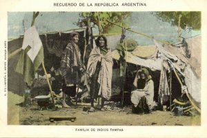 argentina, Región Pampeana, Familia de Indios Pampas, Indians (1900s) Postcard