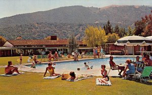 CARMEL VALLEY INN Swimming Pool ROADSIDE California c1960s Vintage Postcard