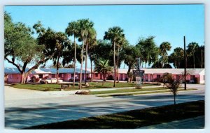 NEW SMYRNA BEACH, Florida FL ~ Roadside OCEAN AIR MOTEL ca 1960s  Postcard