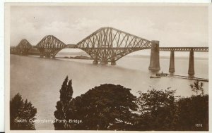 Scotland Postcard - South Queensferry - Forth Bridge - Real Photograph   ZZ2448