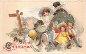 CHRISTMAS HOLIDAY WOMAN CHILDREN CAR SCHMUCKER (?) WINSCH POSTCARD 1912