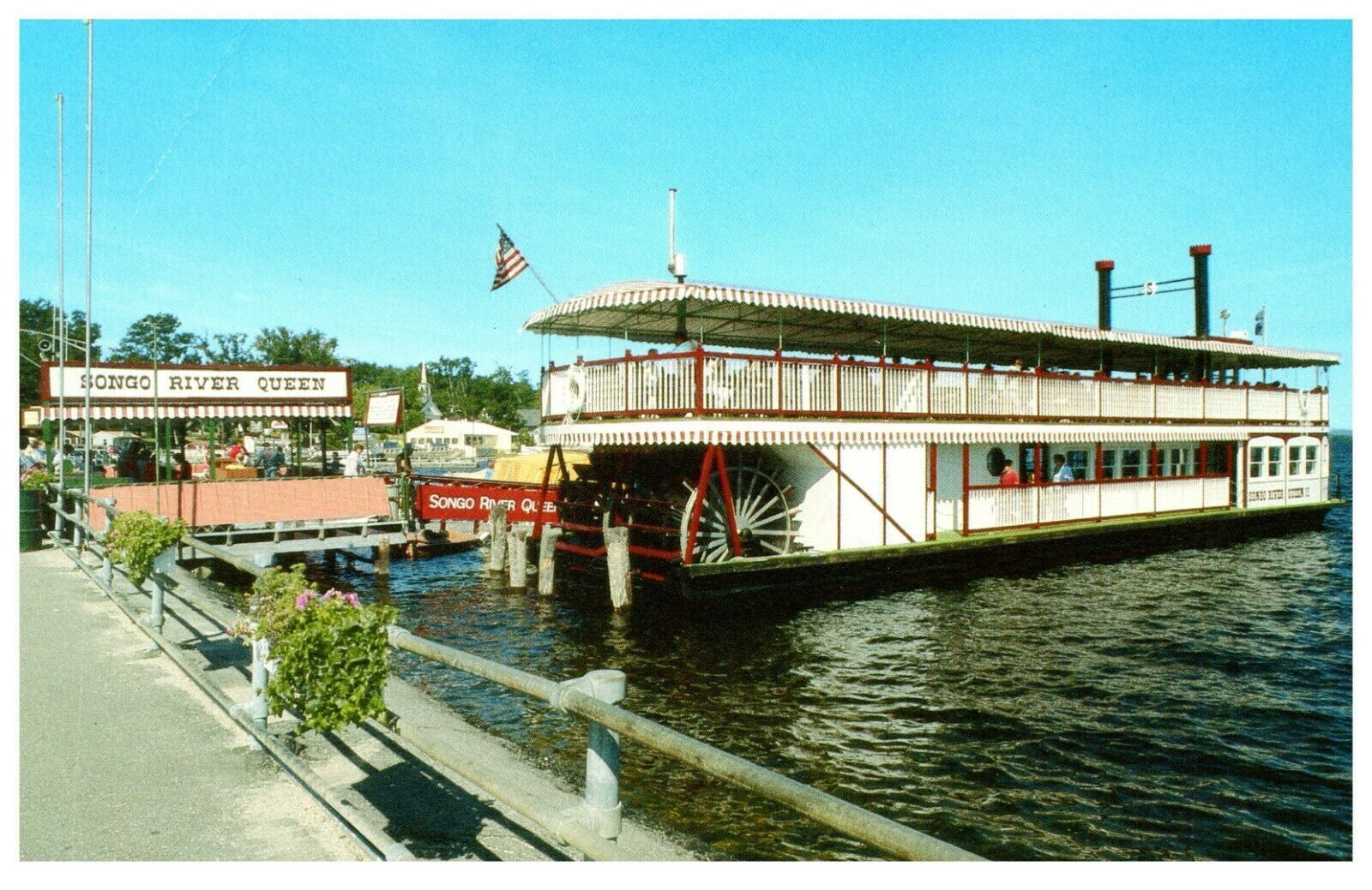 Songo River Queen Mississippi River Paddle boat Naples Maine United