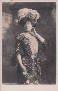 Kitty Gordon Theatre & Film Actress Opera Singer Old Hand Signed Photo