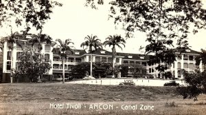 1930s ANCON CANAL ZONE HOTEL TIVOLI PALM TREES OLD CARS RPPC POSTCARD P1204