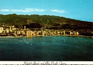 Hawaii Waikiki Beach and Blue Pacific Ocean