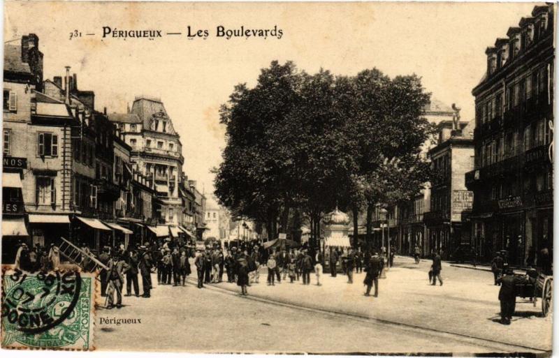 CPA PÉRIGUEUX-Les Boulevards (233840)