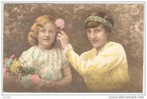 Mother & Daughter with flowers , 10s