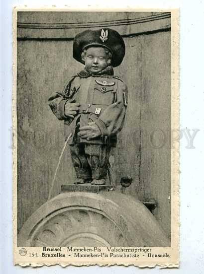 185718 Brussels MANNEKEN PIS Dressed PARACHUTISTE Vintage PC