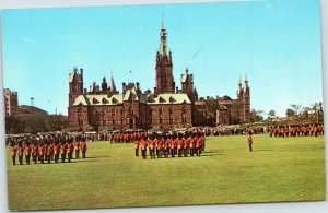 postcard ON Canada - Changing of the Guards in front of Parliament Buildings