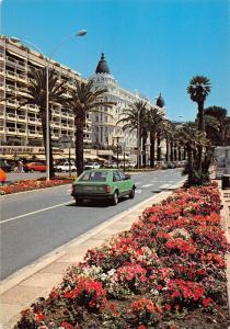 BT10125 la croisette et l hotel carlton car voiture Cannes        France