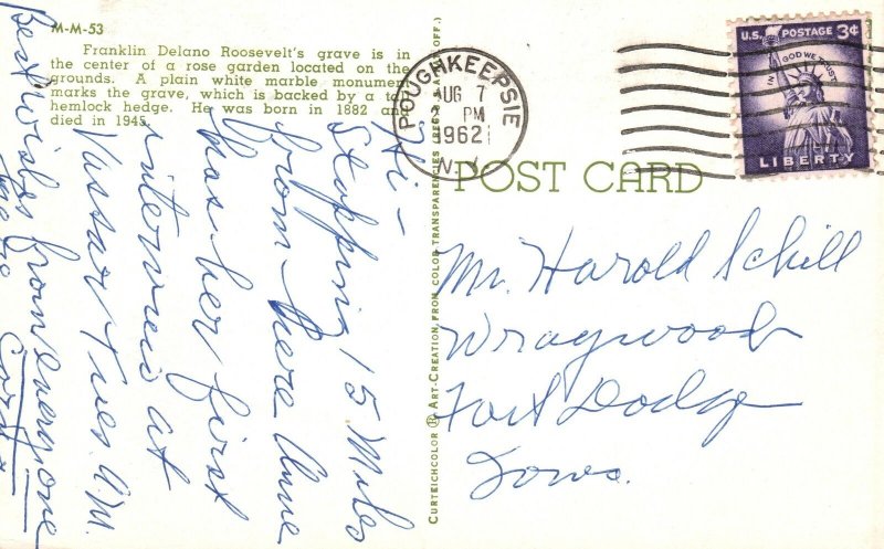 Vintage Postcard Franklin Delano Roosevelt's Grave Rose Garden Center New York 