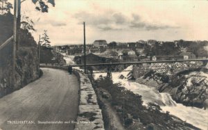 Sweden Trollhattan Stampostromsfallet med Kung Oscars Bro Vintage RPPC 07.82 