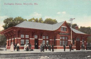 Maryville Missouri Burlington Station Vintage Postcard AA10734