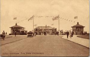 Lytham St Annes The Pier Entrance Lancashire UNUSED Photochrom Co. Postcard D90