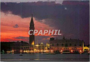 Modern Postcard Venezia Night on the basin