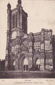 France Troyes Cathedrale Saint Pierre Facade Ouest