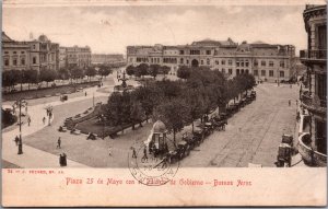 Argentina Plaza 25 de Mayo con el Palacio de Gobierno Buenos Aires Postcard C045