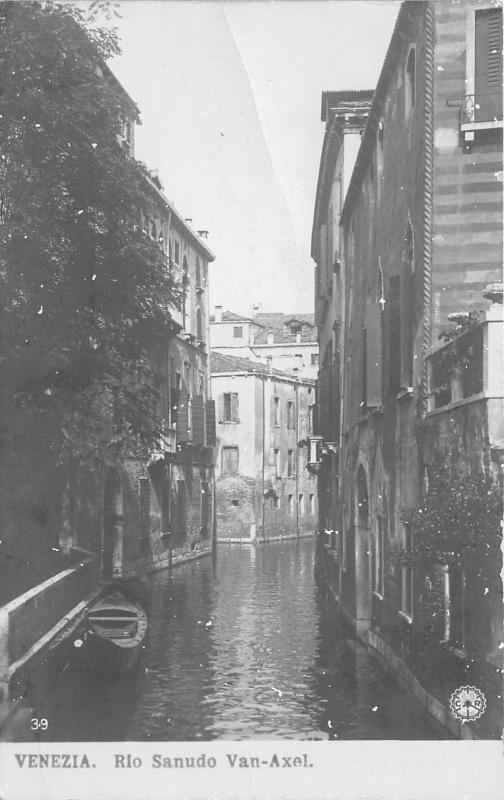 Venice-Venezia Italy~Rio Sanudo Van-Axel~Canals Through Streets~c1905 RPPC