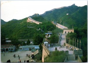 VINTAGE CONTINENTAL SIZE POSTCARD ENTRANCE TO THE GREAT WALL OF CHINA POSTED