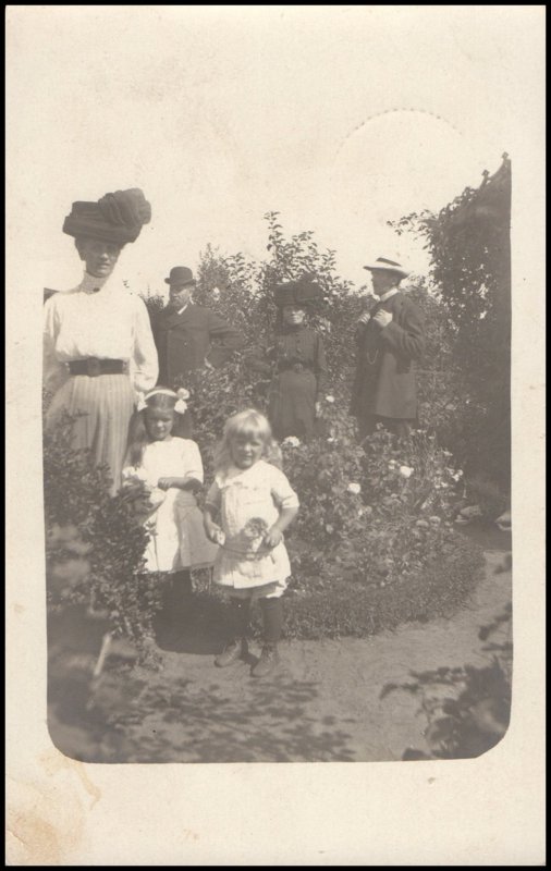 Sweden old Post card - Family photo 1911 used