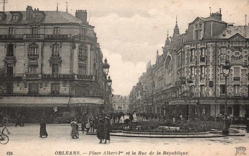 Vintage Postcard 1910's Place Albert et la Rue de la Republique Orleans France