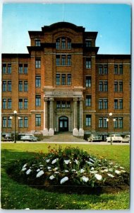 Postcard - Façade of the central, Séminaire de Chicoutimi - Saguenay, Canada