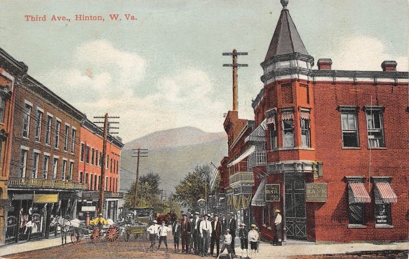 Hinton West Virginia Third Ave., National Bank, Color Lithograph Postcard U8675