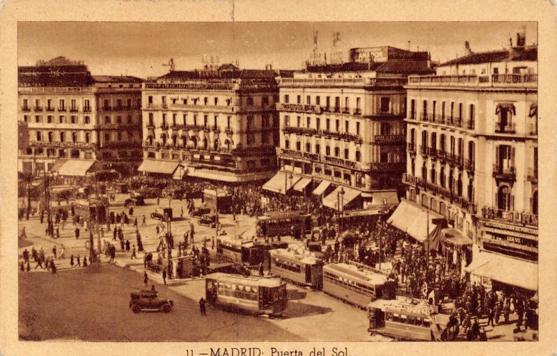 A745 Spain Madrid Puerta del Sol Bus Tram Restaurants vintage postcard