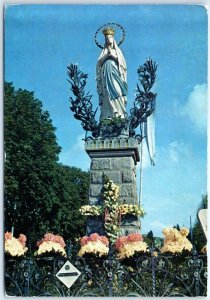 Postcard - Crowned Virgin to Day, Notre Dame De Lourdes, France