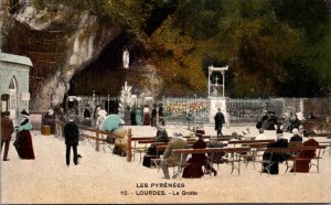 France Lourdes La Grotte