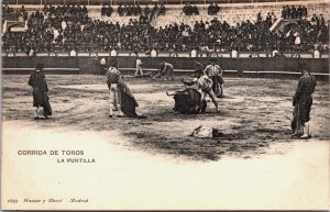 Spain Corrida De Toros La Puntilla Madrid Bullfighting Vintage Postcard C111