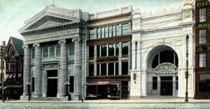 C. 1900-07 South Side State Street Albany New York Bank Vintage Postcard P218