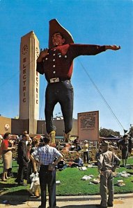 Worlds Tallest Cowboy - Dallas, Texas TX  