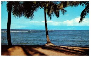 Flemings Beach and waters of Kapalua Bay Maui Hawaii Postcard Posted 1976