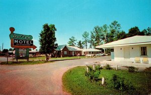 Georgia Calhoun Duffy's Motel