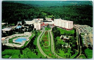 Postcard - The Concord Hotel - Kiamesha Lake, New York