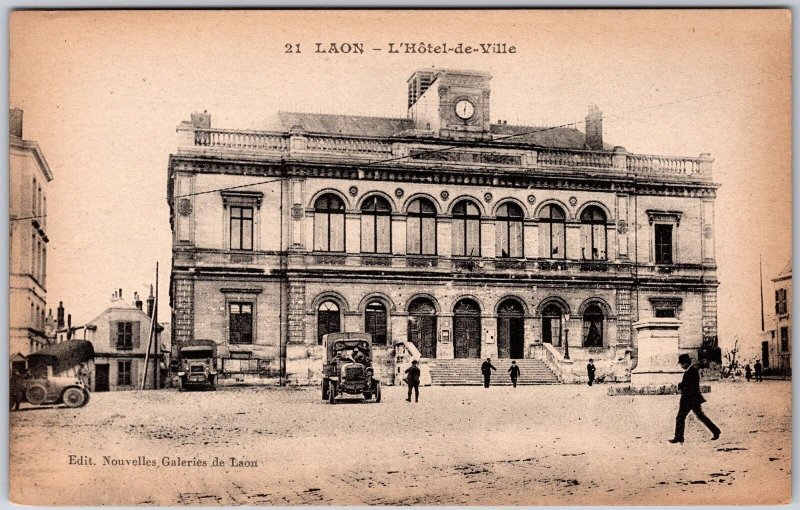 Laon L'Hotel De Ville Laon France City Town Hall Front Building Postcard