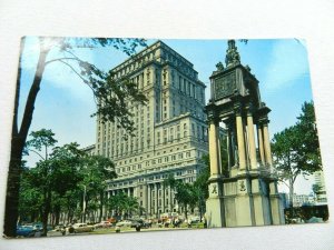 Vintage Postcard Montreal P. Q. Canada Sun Life Building Dominion Square